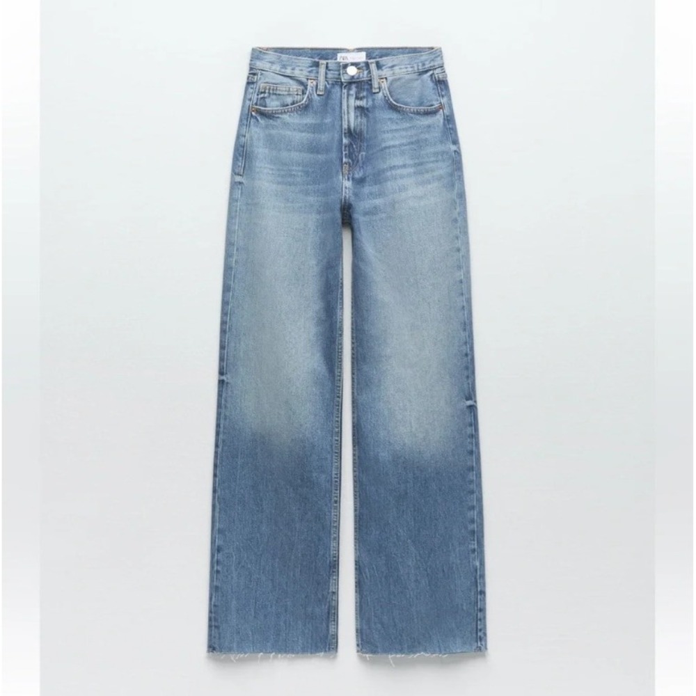 Zara‎ TRF Wide Leg Full Length Jeans Raw Hem Light Wash Blue 4